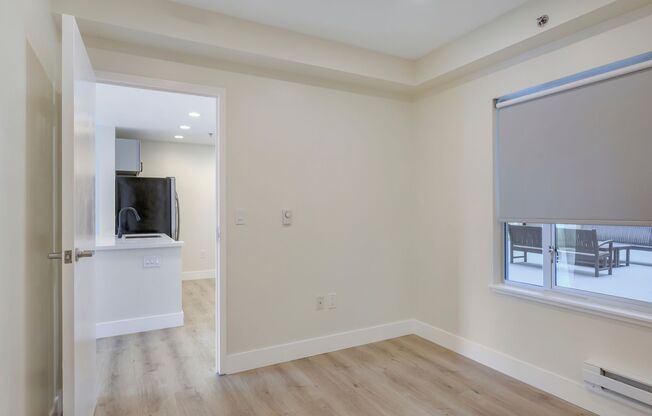 2 beds, 1 bath, 760 sqft, $2,698, Unit 604