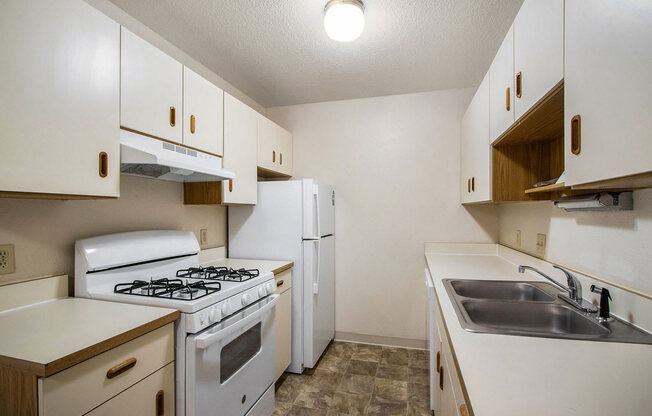 Fully Equipped Kitchen at Seville Apartments in Kalamazoo, MI