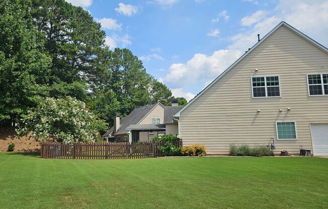 Beautiful 5 bed 2.5 bath home available in the Harrison School District