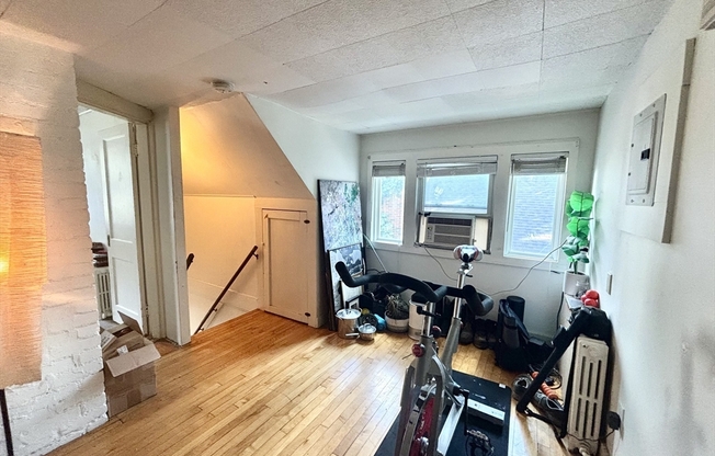 21 GLENELLEN RD