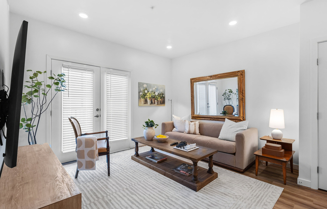 1 BR - 727 - Living Room 03-min