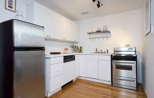 1 bed, 1 bath, $3,850, Unit LQQ