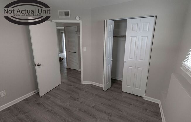 2 beds, 1 bath, $845, Unit 2