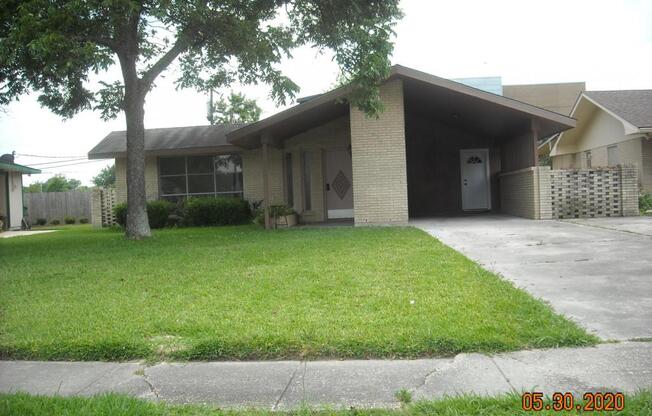 10331 W ALMOND DR