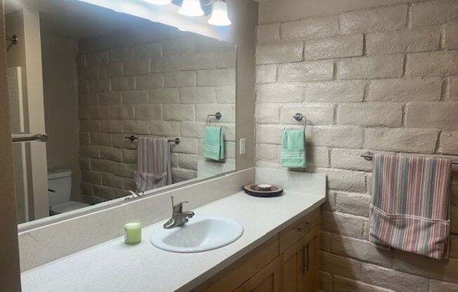 1 bed, 1 bath, 750 sqft, $2,205, Unit C1