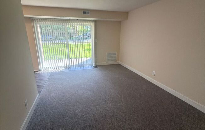 2 beds, 2 baths, 1,000 sqft, $1,990, Unit 14210 #A3