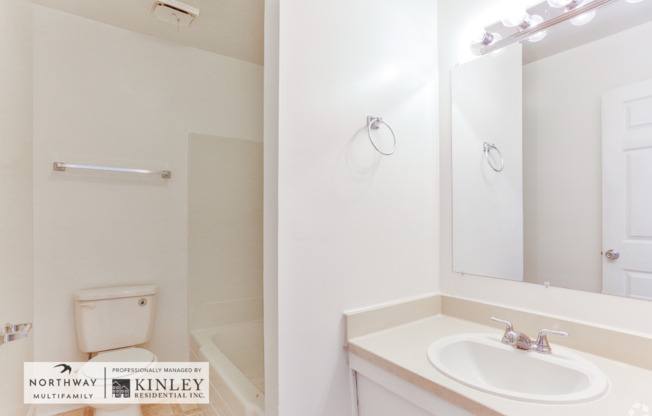 2 beds, 1 bath, 850 sqft, $1,250, Unit 31-E