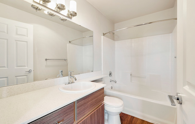1 bed, 1 bath, 680 sqft, $2,095, Unit 301