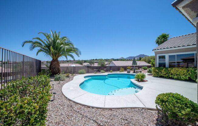 Sun City Anthem!! 55 & Older!! Single Story!! Private Pool!! Strip Views!! 3 bedrooms and 3 car Garage!!