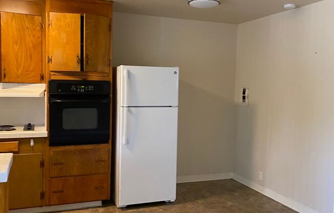 1 bed, 1 bath, 630 sqft, $1,800, Unit 2492-05