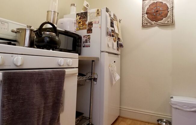 Studio, 1 bath, 500 sqft, $1,350, Unit E7 (Furnished)