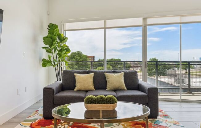 1 bed, 2 baths, $1,799, Unit 416