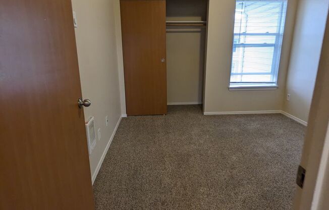 2 beds, 2 baths, 994 sqft, $1,200, Unit E301