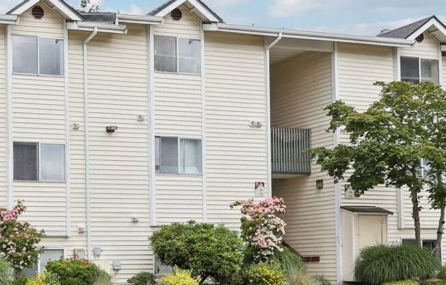 1 bed, 1 bath, 680 sqft, $1,495