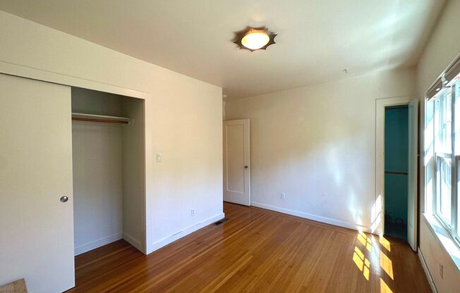 4 beds, 2 baths, 1,800 sqft, $5,795, Unit 1192