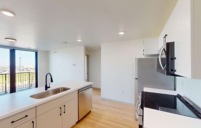 1 bed, 1 bath, 590 sqft, $1,055, Unit 1105-304
