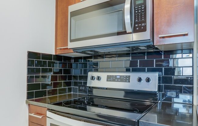 One bedroom Condo with City View located in heart of Buckhead!