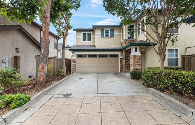 3 Cerruti Ct - 4 bedroom | 2.5 bath | Single family home