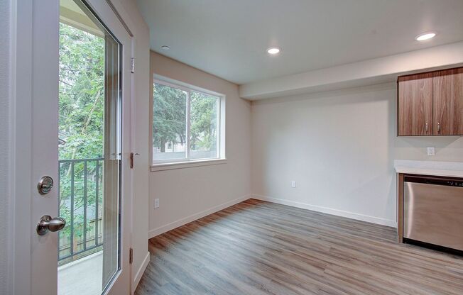 1 bed, 1 bath, $1,395, Unit 107