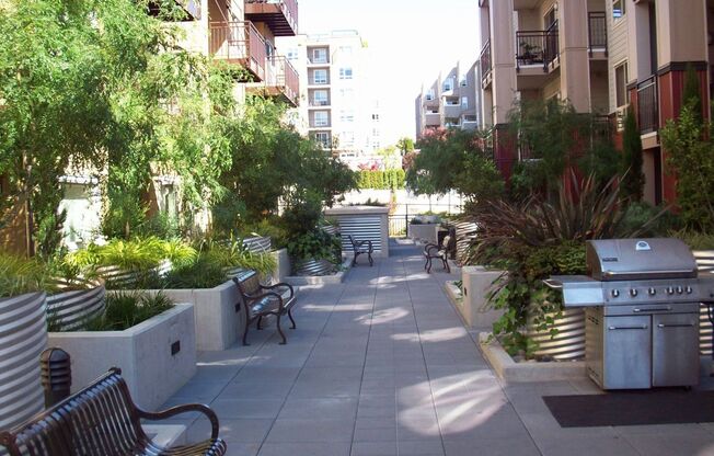 Trinity 43rd Apartments