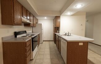 2 beds, 1.5 baths, $1,100, Unit D