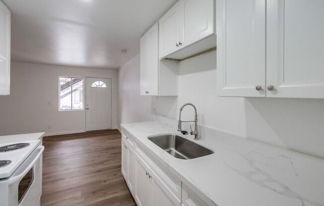 1 bed, 1 bath, $1,650, Unit 9