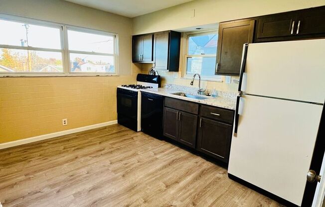 2 beds, 1 bath, $1,475