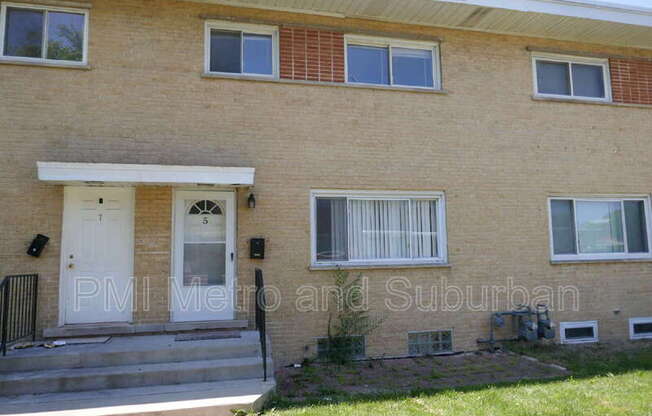 5 E JUDITH ANN DR