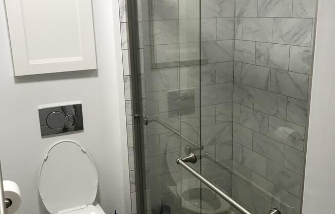 2 beds, 1 bath, $4,150, Unit 224