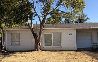 NICE DUPLEX WITH PRIVATE YARD!