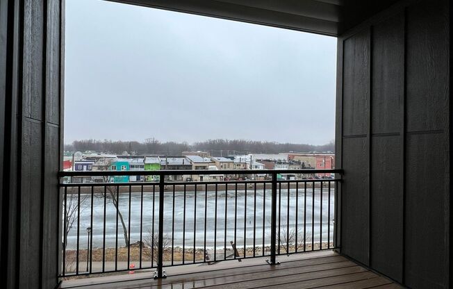 Studio, 1 bath, 532 sqft, $1,190, Unit WR 305-202