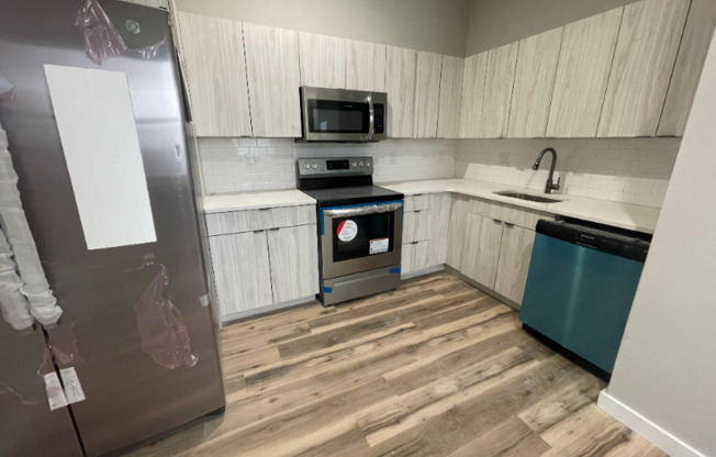 1801 N 54 ST