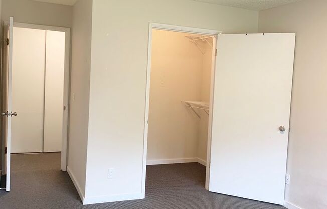 2 beds, 1 bath, $2,100