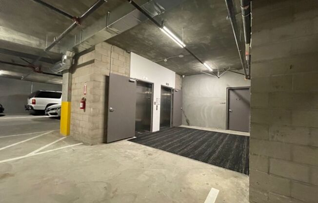 Studio, 1 bath, 574 sqft, $1,950, Unit Unit 307