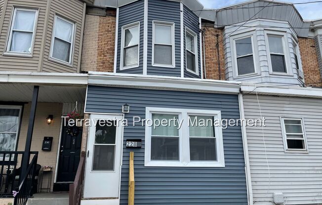 Beautiful 3 Bed House in Gloucester City! Eligible for $500 Security Deposit.