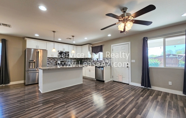 2503 E OBREGON ST