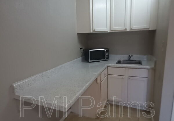 2406 S 69 ST