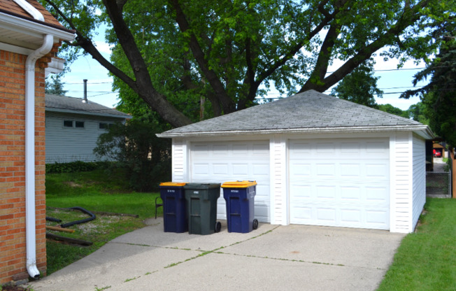2178 S 81 ST