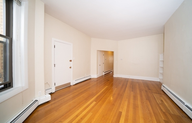 1728 Beacon St