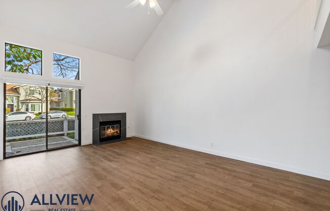 Beautiful Fully Renovated 2 Bed, 2 Bath + LOFT Available Now!