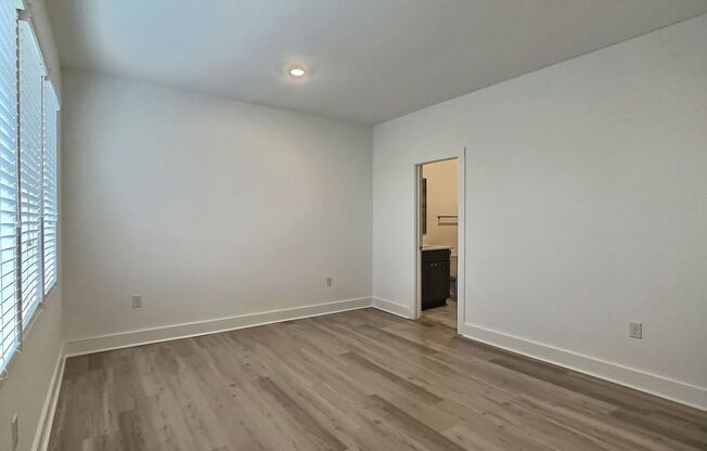 3 beds, 2 baths, $2,572