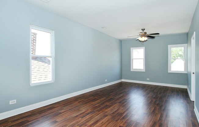 9011 S Brandon Avenue