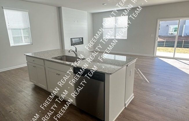 5223 CANBERRA DR