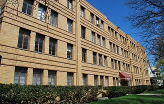 The Marlenor Apartments