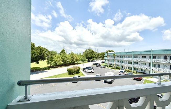 2455 FINLANDIA LN