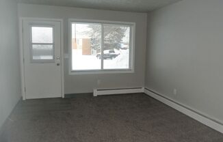 1 bed, 1 bath, $595, Unit 5