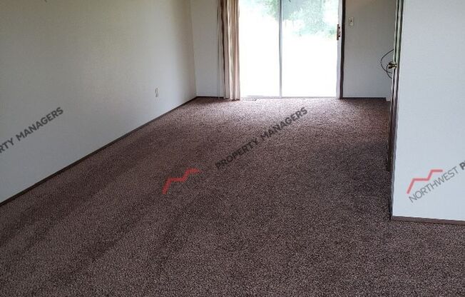 STATUS: *HOLD * | R14 |  $1795