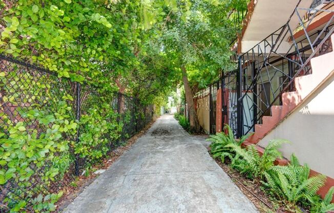 1 bed, 1 bath, 500 sqft, $1,550, Unit 7
