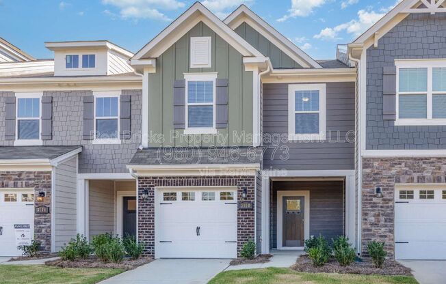 3160 LILAC GRV DR
