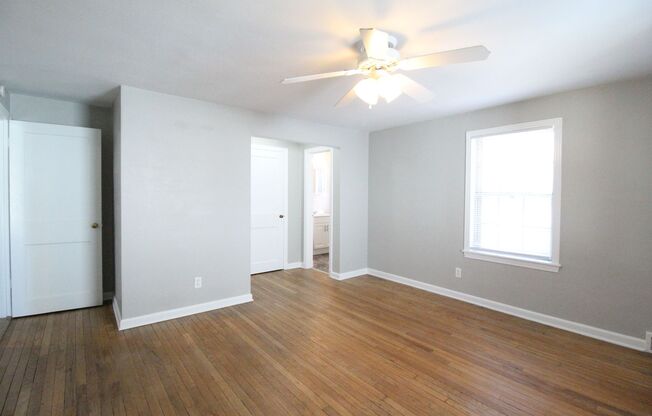 2 beds, 2 baths, $1,400, Unit 7543 TERRACE